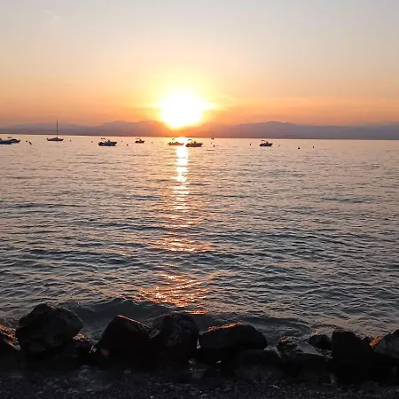 Venere 公寓 佩斯基耶拉德加达