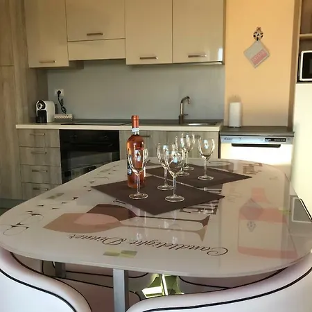 Venere Apartment *